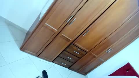  Annie  Elizabeth online show from 11.01.25