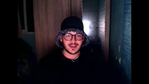 Snapshot of younromki chatting on 02.11.26 A... online show from 02.11.26