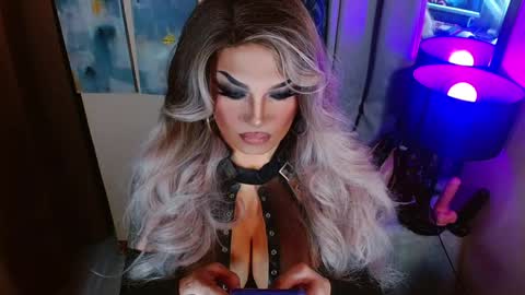 Snapshot of your1truequeen chatting on 06.02.26 QUEEN MADISON online show from 06.02.26