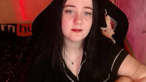 your_8a8y online show from 12.15.25