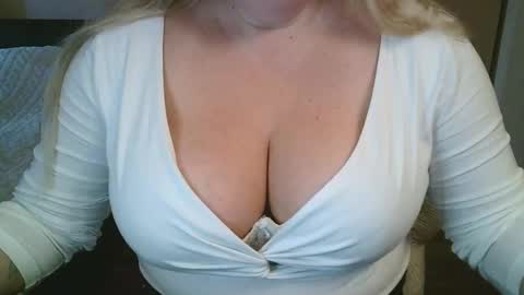 Maria Love online show from 03.17.26