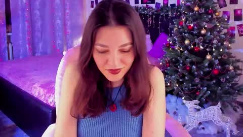 Snapshot of your_blackthorn chatting on 12.03.25 Roxanne online show from 12.03.25