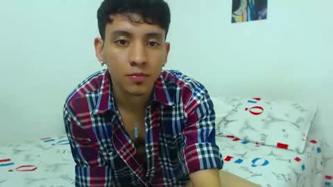Snapshot of your_boy_hot chatting on 04.21.26 your boy online show from 04.21.26