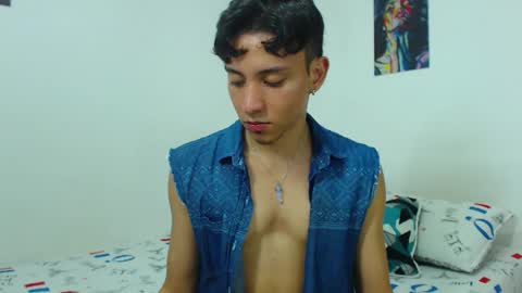 Snapshot of your_boy_hot chatting on 05.31.26 your boy online show from 05.31.26