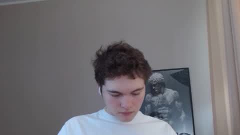 Snapshot of your_bunny123 chatting on 12.04.25 your_bunny123 online show from 12.04.25