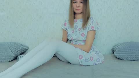 Lily online show from 01.17.25