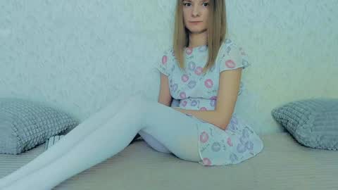 Lily online show from 01.20.25