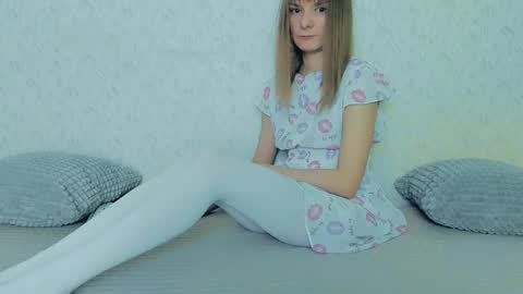 Lily online show from 03.03.25