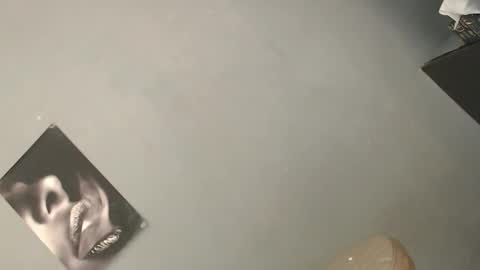 LARA online show from 02.08.26