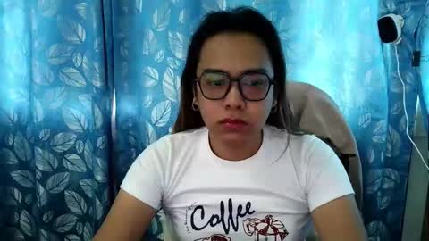 Snapshot of your_dreamgirlxxx69 chatting on 11.10.25 your_dreamgirlxxx69 online show from 11.10.25