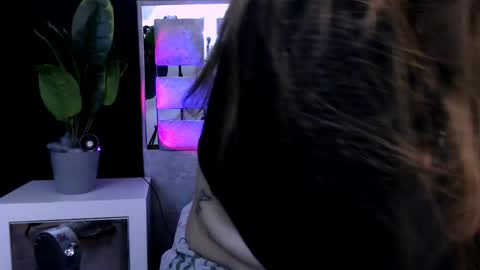 Snapshot of your_girl_of_dream chatting on 04.01.26 your_girl_of_dream online show from 04.01.26