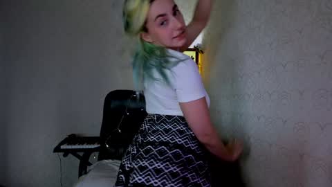 Snapshot of your_godesses chatting on 12.18.24 Cora online show from 12.18.24