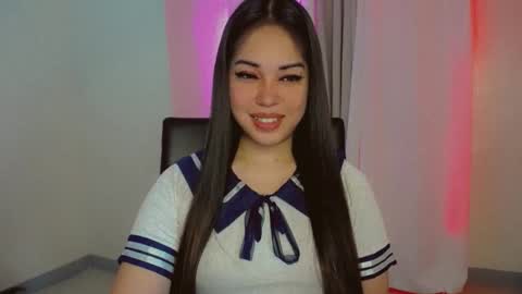 Snapshot of your_gwen22 chatting on 12.06.24 GWEN online show from 12.06.24