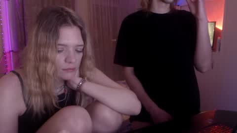 Snapshot of your_horny_friends chatting on 01.30.25 Your Horny Friends online show from 01.30.25