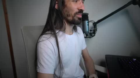 Snapshot of your_ice_cream chatting on 06.17.26 Siebel. online show from 06.17.26