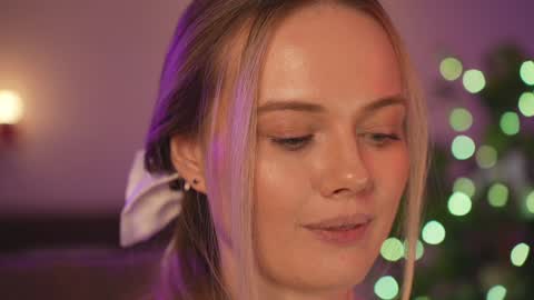 Snapshot of your_kat chatting on 01.12.25 Katherine online show from 01.12.25