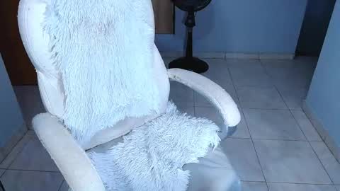 your_latin_girl online show from 04.19.26