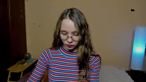 Leslie online show from 03.08.26