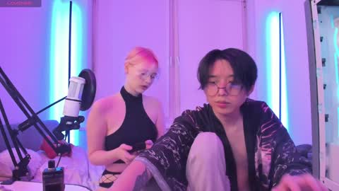 Snapshot of your_little_twink chatting on 12.24.24 Han online show from 12.24.24