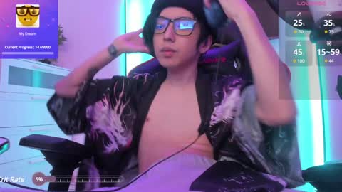 Snapshot of your_little_twink chatting on 02.08.25 Han online show from 02.08.25