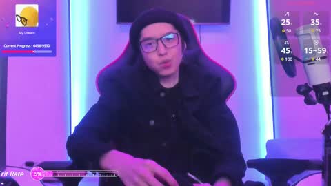 Snapshot of your_little_twink chatting on 02.24.25 Han online show from 02.24.25