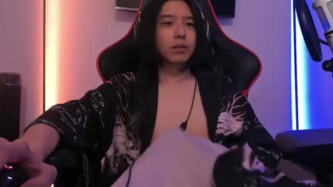 Snapshot of your_little_twink chatting on 09.09.25 Han online show from 09.09.25