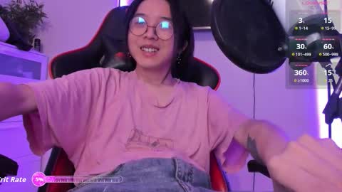 Snapshot of your_little_twink chatting on 10.23.25 Han online show from 10.23.25