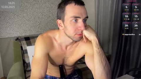 Your new boyfriend17 online show from 03.12.25