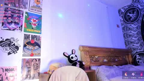 Daniela  Help me reach 100 likes online show from 10.03.25