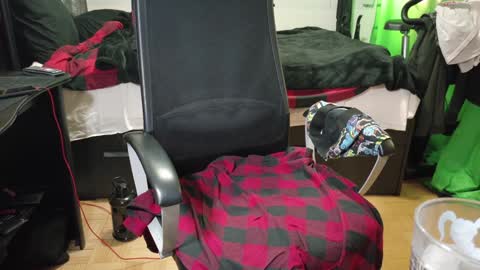 Snapshot of your_secret_johnny chatting on 01.23.25 Ben Dover online show from 01.23.25