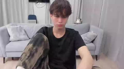 your_shy_guy online show from 01.31.25