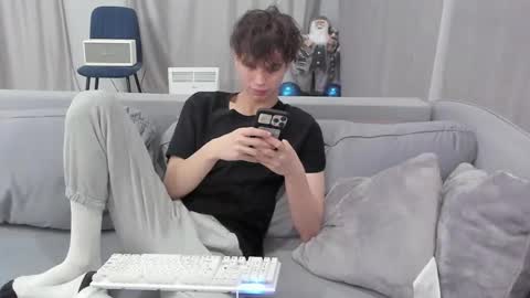 your_shy_guy online show from 02.23.25