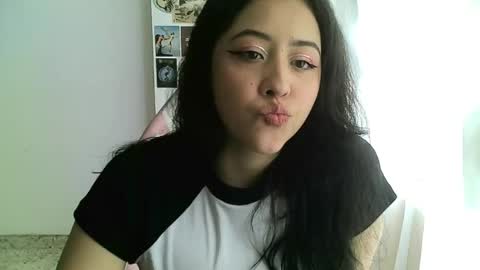 Snapshot of your_sttar chatting on 01.06.25 your sttar online show from 01.06.25