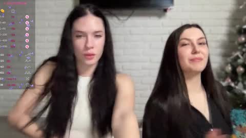 Mia  online show from 01.25.25