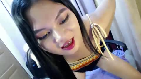 Hi its me Yna online show from 12.14.24