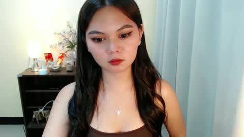 Hi its me Yna online show from 02.14.25