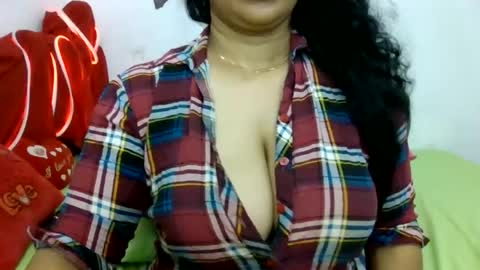 Snapshot of yourashawari chatting on 06.16.26 yourashawari online show from 06.16.26