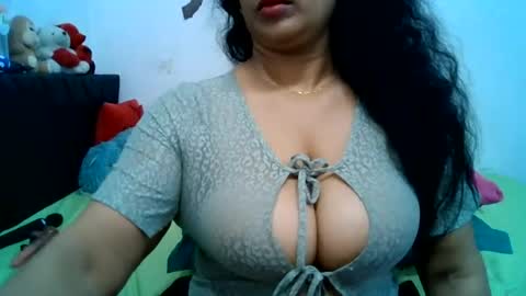 Snapshot of yourashawari chatting on 07.17.26 yourashawari online show from 07.17.26