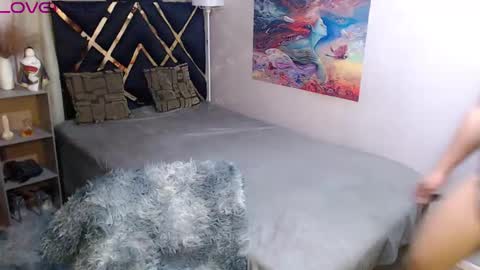 yourasian_bradley online show from 11.05.25