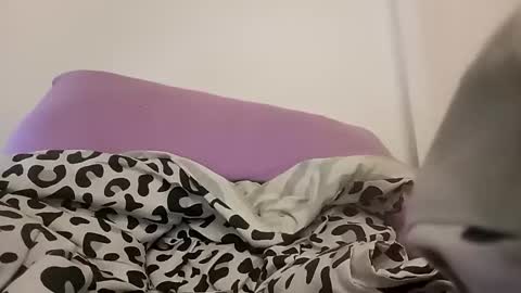 yourbestfantasie online show from 09.28.25