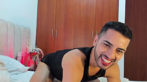 Snapshot of yourboynextdoor1 chatting on 01.04.25 YOURBOYNEXTDOOR online show from 01.04.25