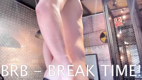 Snapshot of yourboynextdoor1 chatting on 01.05.25 YOURBOYNEXTDOOR online show from 01.05.25