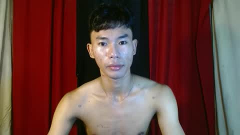 Snapshot of yourdreamboyx chatting on 01.20.25 Rence online show from 01.20.25