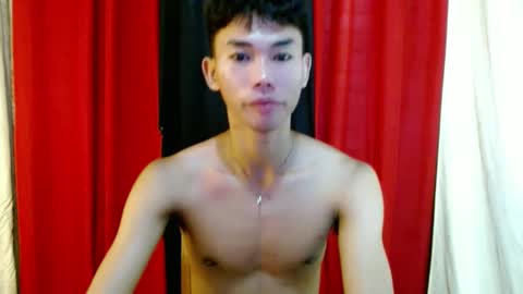 Snapshot of yourdreamboyx chatting on 01.30.25 Rence online show from 01.30.25