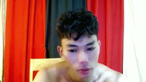 Snapshot of yourdreamboyx chatting on 01.30.25 Rence online show from 01.30.25