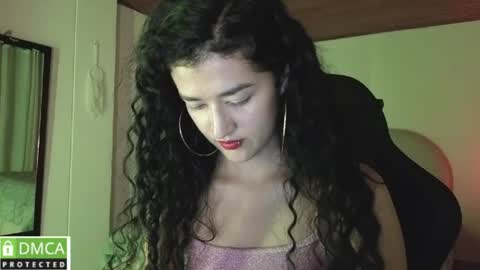 yourdreamgirl2025 online show from 06.18.26
