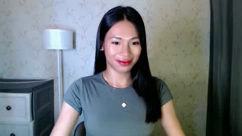 Snapshot of yourdreamgirlgwen chatting on 06.08.26 GWENI online show from 06.08.26
