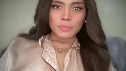 Snapshot of yourehot_pretty chatting on 04.27.26 Do read my bio online show from 04.27.26