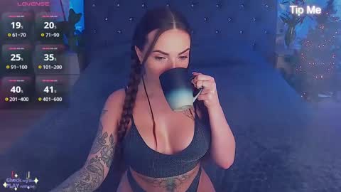 Sue online show from 12.26.24