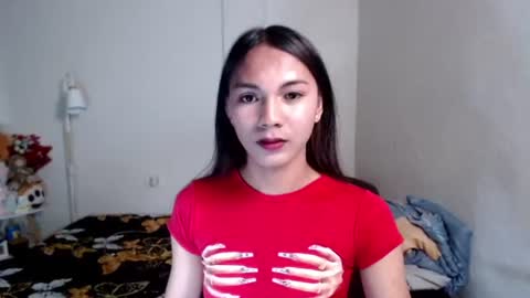 Snapshot of yourfav_jasmin chatting on 07.01.26 NEW HUGECOCK online show from 07.01.26